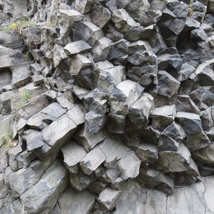 Basaltwand